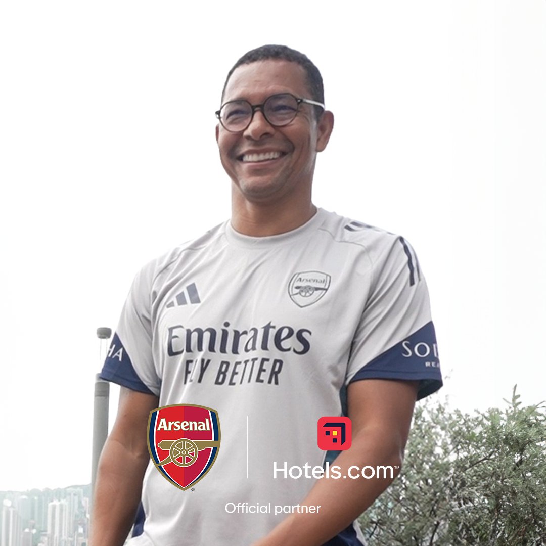 An unforgettable experience 🇭🇰 From daytime dim sum at the hotel to sweeping night views from The Peak, Frimmy and Gilberto Silva soaked up the spirit of Hong Kong on our pre-season tour 🤝 Hotels.com