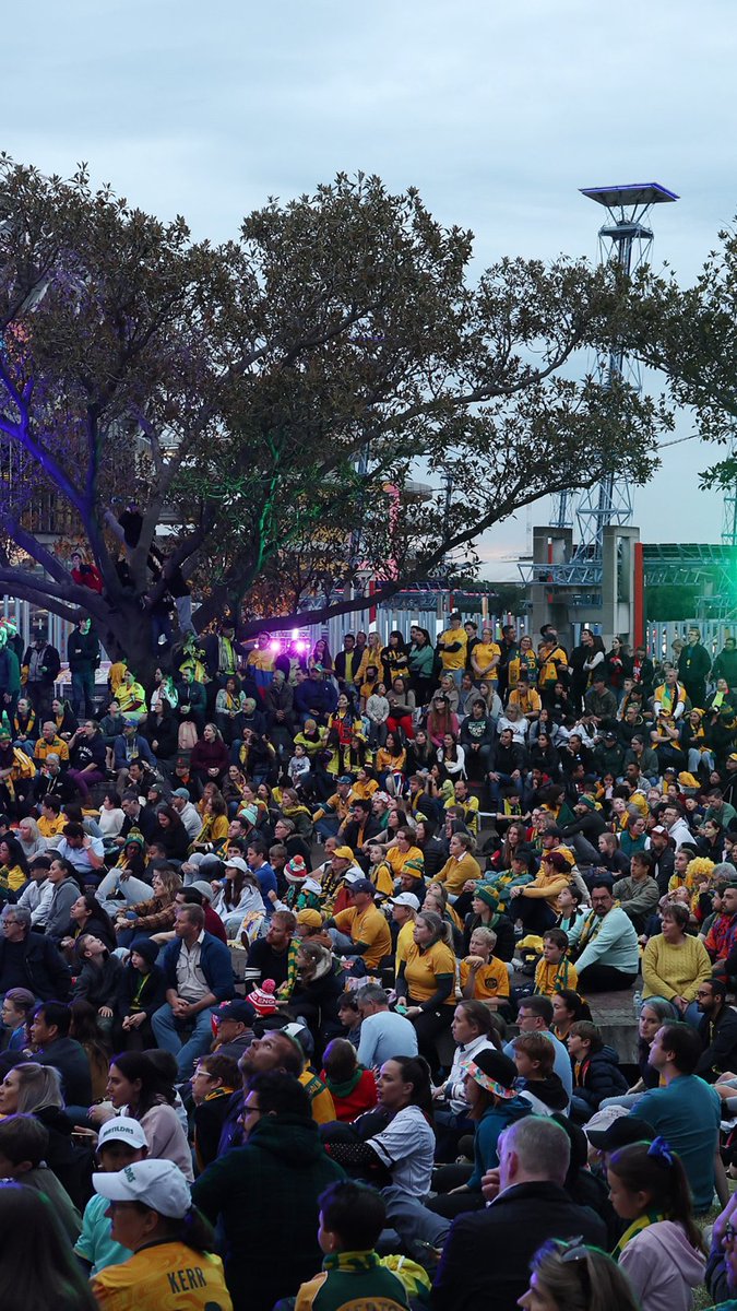 From the โG, to Grenfell, to Perth and thousands of feet in the air! โ๏ธ Reactions to our victory over France during the #FIFAWWC from around the country, #OnThisDay two years ago! ๐๐ฆ๐บ #Matildas
