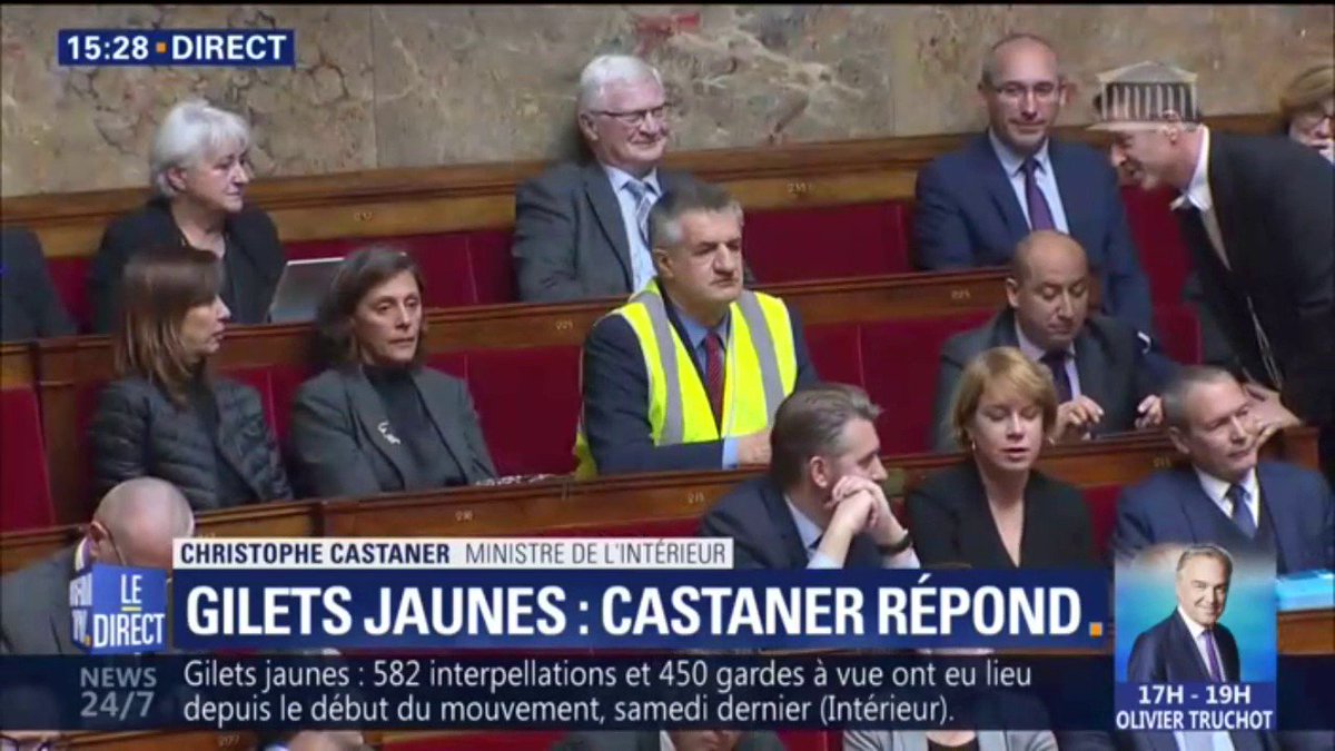 Centrist MP Jean Lassalle puts on yellow vest in Parliament, forces National Assembly president to suspend sitting (2018)