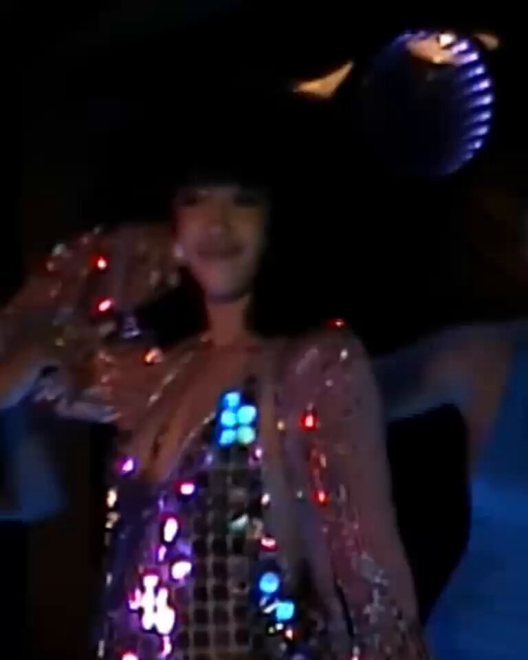 Jenevieve has released the music video for her track “Hvn High.” 🪩