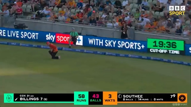 Some fascinating on field insight from Phoenix skipper Liam Livingstone ๐งข #BBCCricket #TheHundred