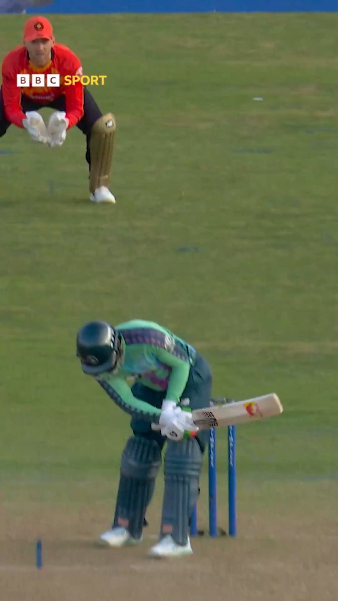 Watching this Rashid Khan shot on repeat. How has he done that?! 🤯