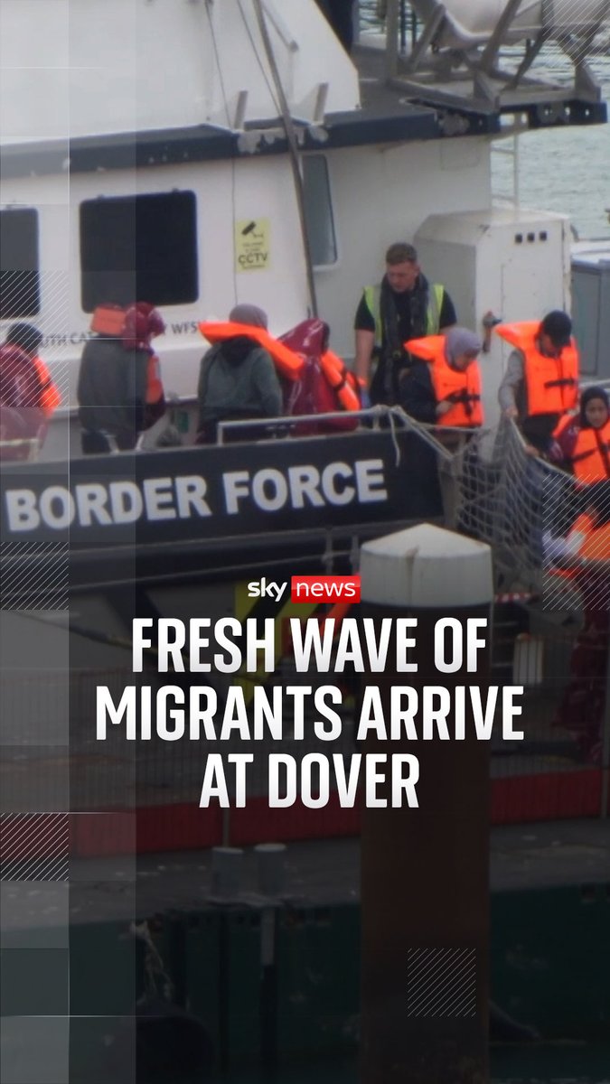 More migrants arrive at Dover as the UK and France's 'one in, one out' policy kicks in, allowing Britain to return up to 50 small boat migrants per week. Over 50,000 people have crossed the Channel in small boats since Labour came to power. Analysis ➡️