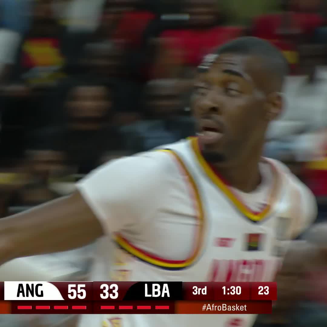 🔥 A festa dos dunks in Kilamba! 💥🤩 Federação Angola de Basquetebol x #AfroBasket #TheTimeIsNow