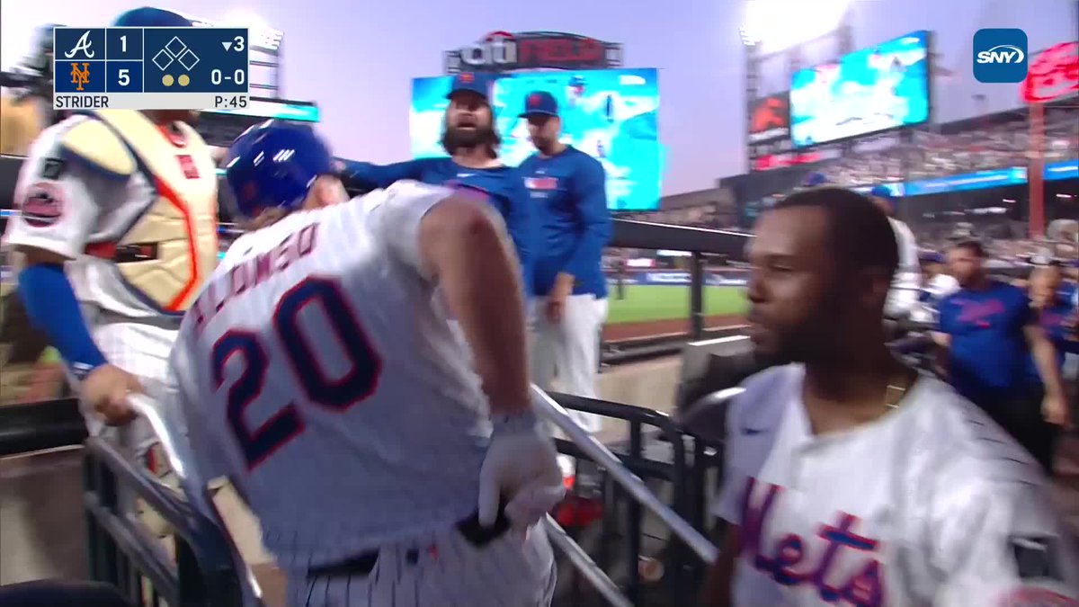 You could tell how much this record means to Pete Alonso. He loves and fully embraces this organization, the fans and the city. Met for life.