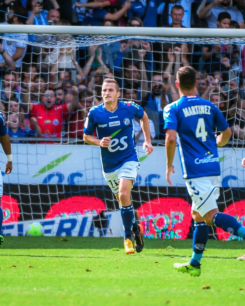 ๐ #RacingStory | ๐๐ ๐๐จ๐ฎฬ๐ญ ๐๐๐๐ Il y a 8 ans, pour sa remontรฉe en Ligue 1, le Racing s'offrait le LOSC de Marcelo Bielsa lors de la 2e journรฉe ร la Meinau (3-0) ๐