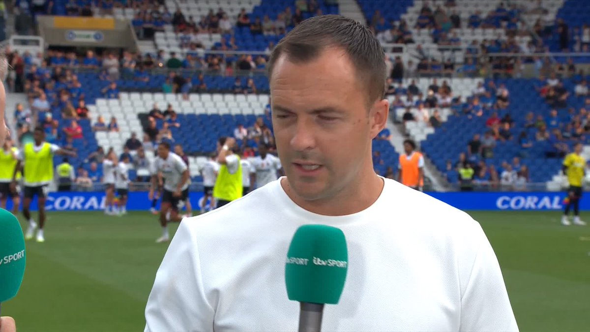🗣️ "We're a working-class club with an aggressive fanbase, and we try to create a hostile atmosphere here." St Andrew's is ready for tonight 🙌 🔵 Birmingham City FC boss Chris Davies chats to Mark Pougatch, Matt Upson and Michael Brown ahead of kick-off.