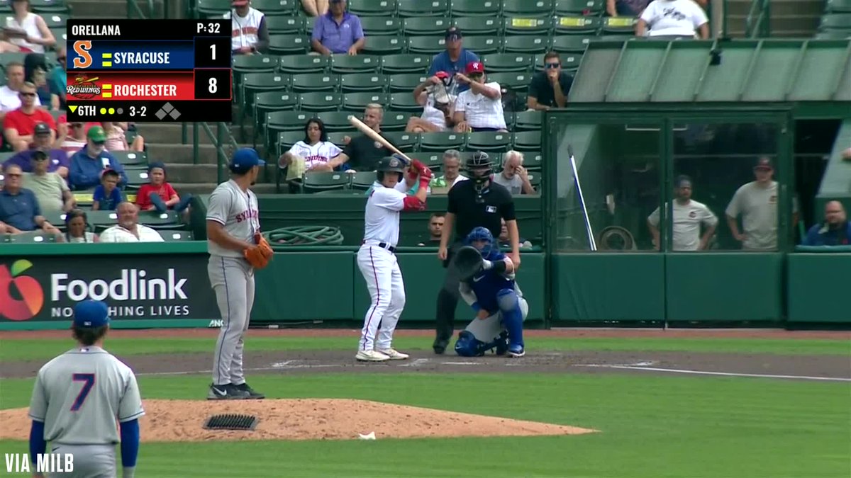 Carson Benge makes a great catch in center field for Triple-A Syracuse