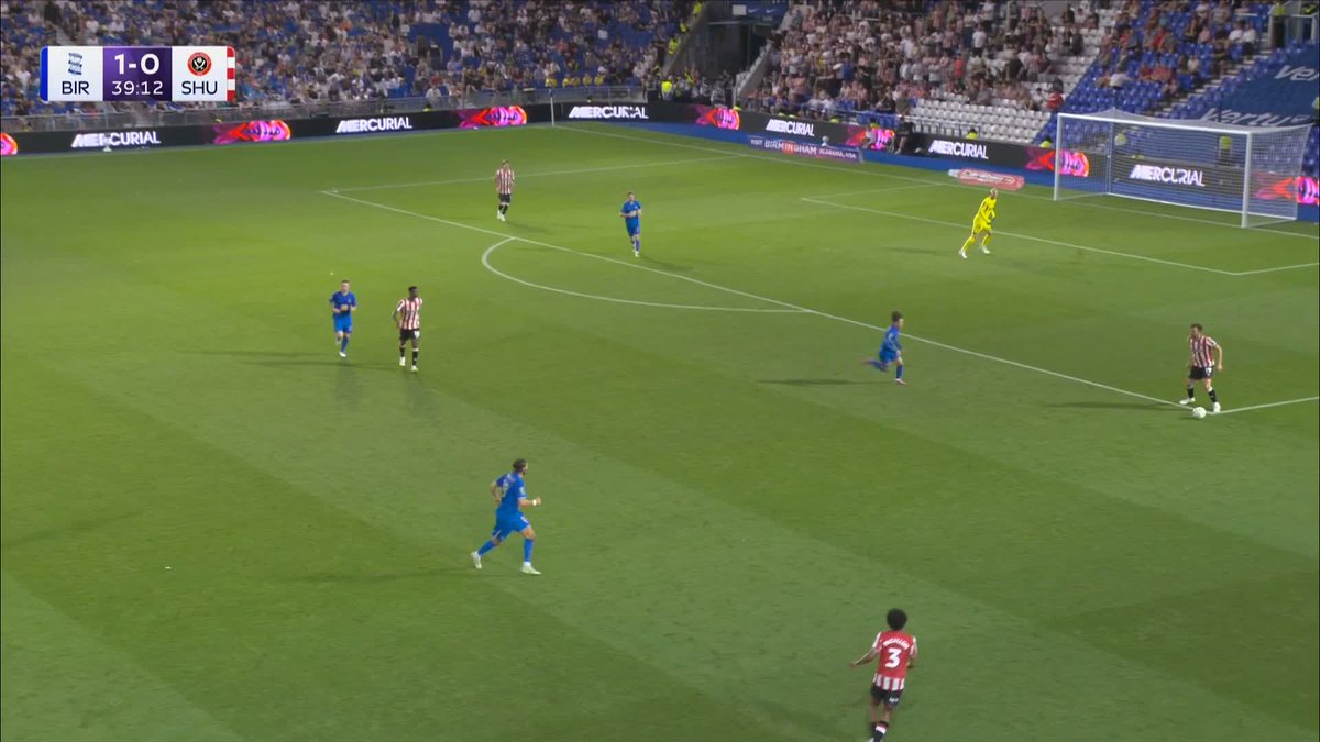 After repeatedly losing the ball from passing it from the back against Bristol City. It's good to see Sheffield United have learnt their lesson 🫠