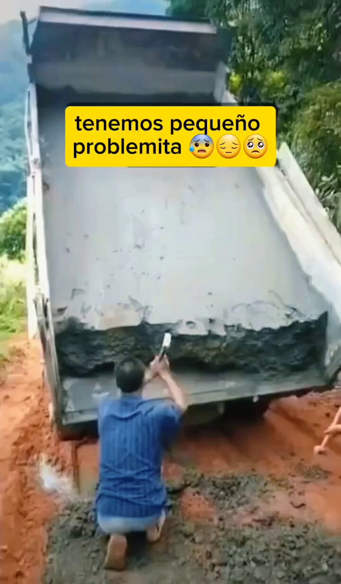 "E ai Juárez, tudo certo ai na pavimentação da estrada da fazenda?" "Então, chefe..."