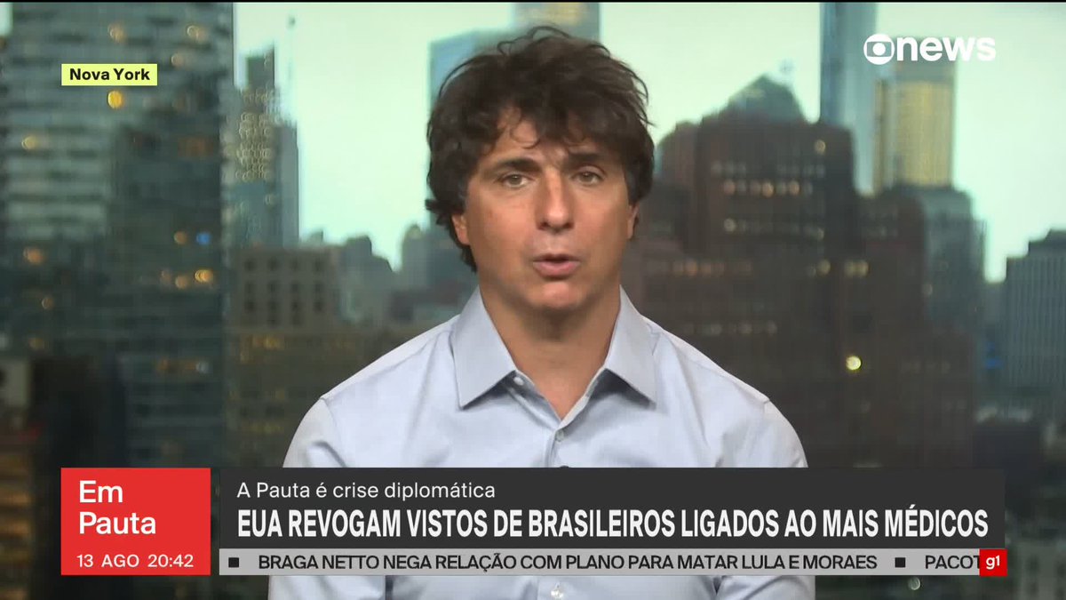 “É mais uma medida do governo Trump contra o Brasil. (...) Só para constar, a (primeira-ministra da Itália) Giorgia Meloni, que é da extrema-direita, levou centenas de médicos cubanos no ano passado, e eles estão na Calábria para fazer atendimento médico. Mas a Itália não foi punida e nem tende a ser. (...) Isso mostra mais uma das várias hipocrisias do governo Trump. Está punindo o Brasil por uma coisa do passado, mas a Itália não. Há todas essas ações americanas contra o regime cubano, que é um regime ditatorial, disso não há dúvida, mas o embargo já dura mais de 60 anos, e o resultado é nulo. Não atingiu o objetivo de derrubar o regime”, diz Guga Chacra sobre a decisão dos Estados Unidos de revogar os vistos de dois servidores brasileiros ligadas à Saúde por causa do programa Mais Médicos. ➡ Assista ao #EmPauta: #GloboNews
