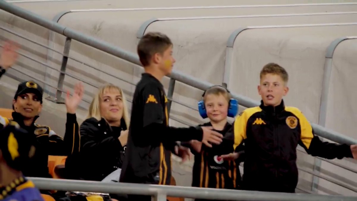 Match Day Experience📹🎥 Congratulations to Victor Leeuw, Kaizer Chiefs Season Ticket holder, who was upgraded to a VIP Suite last night ✌ #Amakhosi4Life #BetwayPrem #AlwaysHome