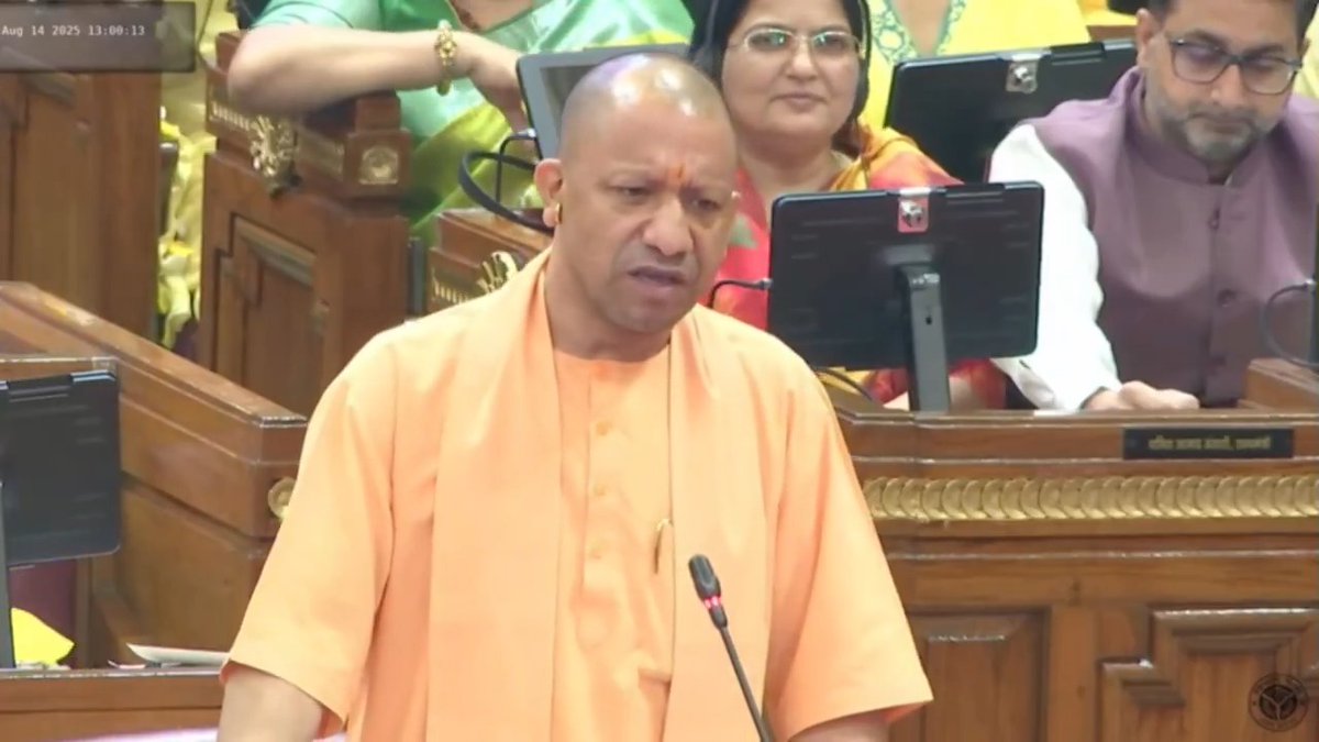 आपकी परिवार डेवलपमेंट अथॉरिटी (PDA) स्वयं के परिवार से बाहर नहीं सोचने देती... मैं खाऊं, मैं पियूं, बाकी लोग भूखे रहें, इसमें आपको मजा आता था...