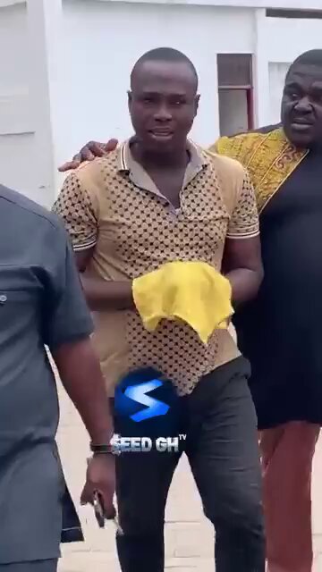 “I’m the hero” —Wontumi Multmedia presenter, Akyemkwaa Nana Kofi Asare exclaims whilst being escorted back into custody, following his arraignment before the Accra Circuit Court over allegations of the president’s involvement in the GAF Z9 helicopter.