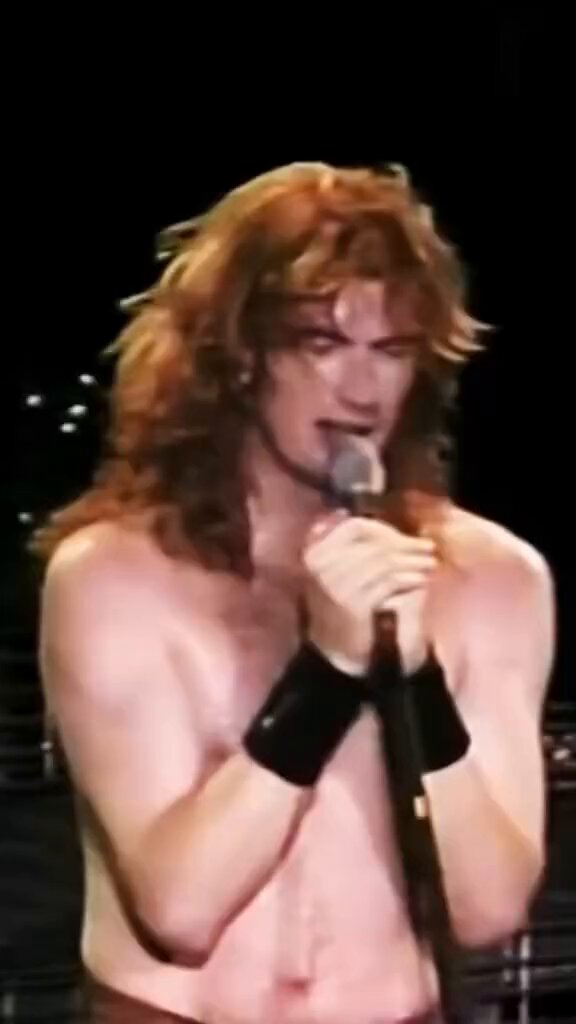 ‘Heavy metal isn’t a trend, it’s a way of life, there’s a fire inside of us…!’ Dave Mustaine, Megadeth 🤘❤️