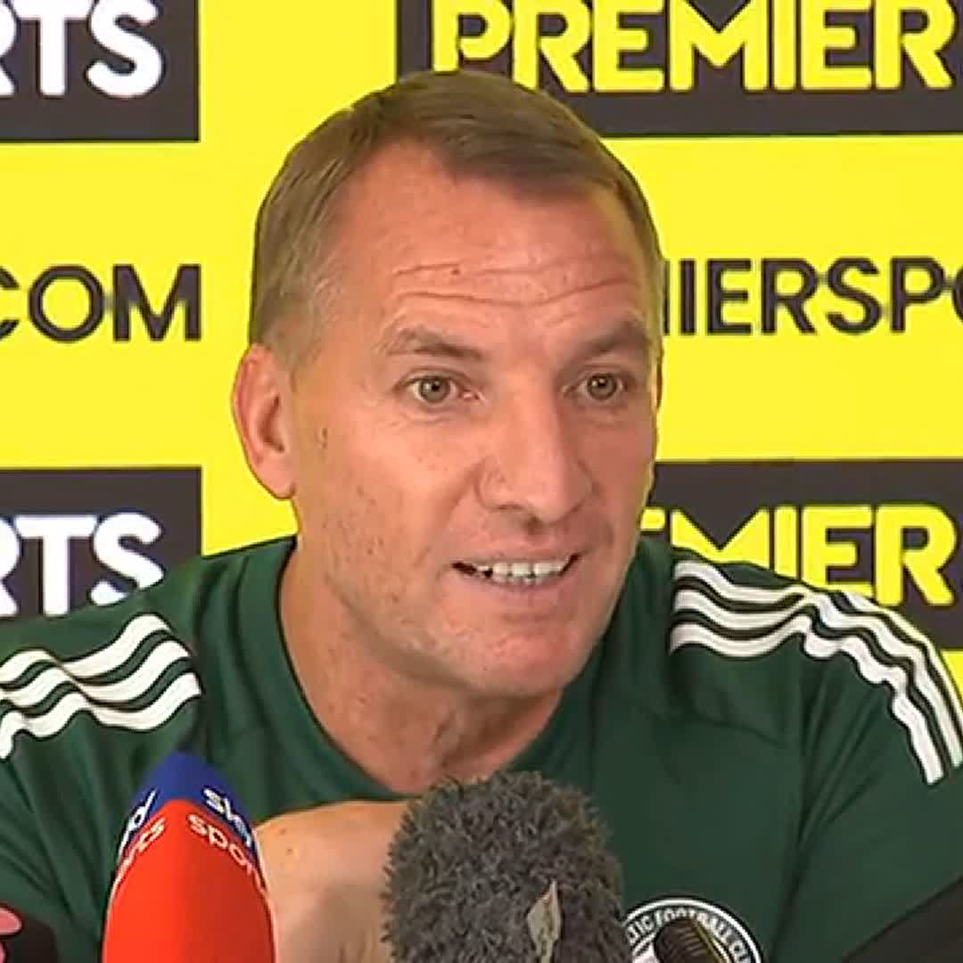 🥵 "See when it's really hot, you either take off your jacket or your tie..." Celtic boss Brendan Rodgers explains why he ditched his usual tie at Pittodrie after confusion from fans 😂