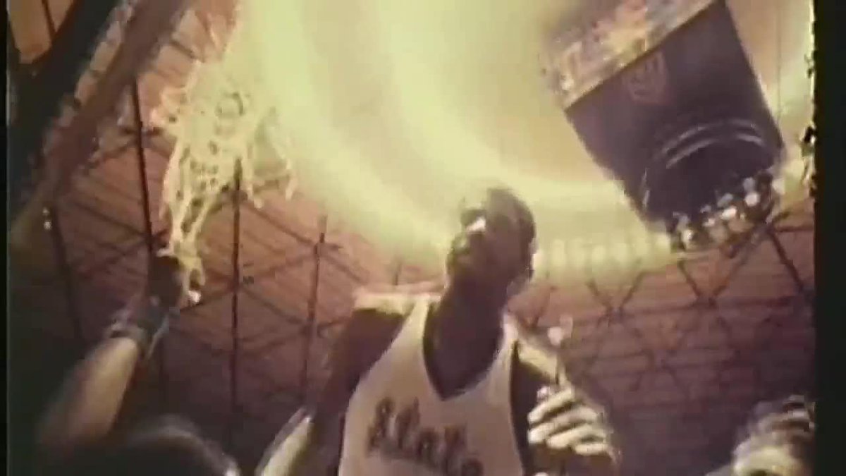 HBD, Earvin Magic Johnson! 🎉 Let's celebrate with some of the icon's highlights to send Michigan State Men's Basketball to the 1979 natty 👇