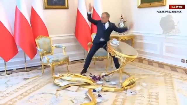 Nie wiem, kto jest autorem tego filmiku, ale mistrzostwo totalne 😆 #tusk #nawrocki