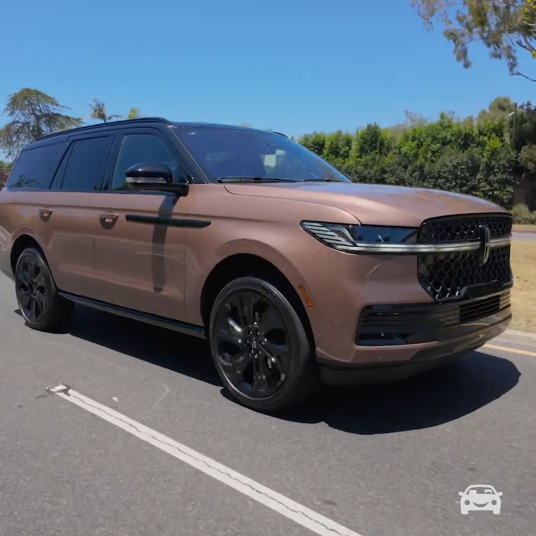 The new Lincoln Navigator feels like how a $128k vehicle should feel