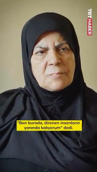 Soykırımcı İsrail’in katliamlarını dünyaya duyuran Filistinli cesur bir gazeteciydi Enes Şerif… Annesi, İsrail'in katlettiği can parçasını, oğlunu anlattı. 📌“‘Allah seni evlatlarından ayırmasın oğlum’ derdim. O da ‘anacığım bir tek Allah bilir, onlar Allah’a emanet’ derdi…”