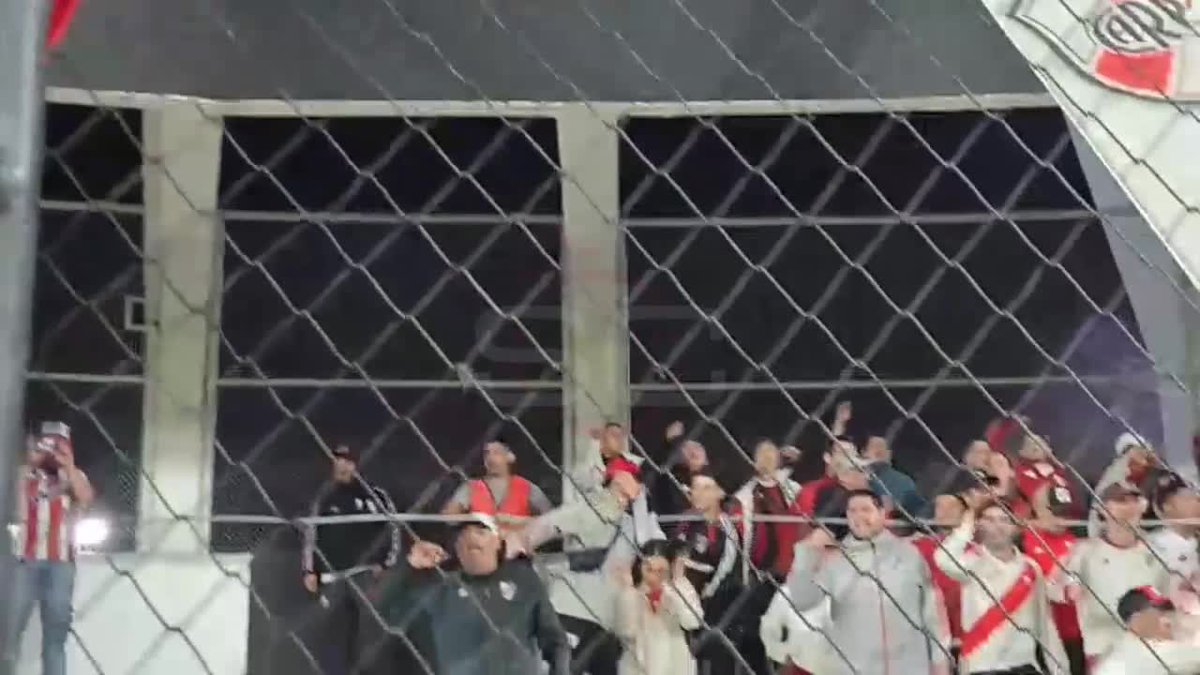 LOCALES EN TODOS LADOS