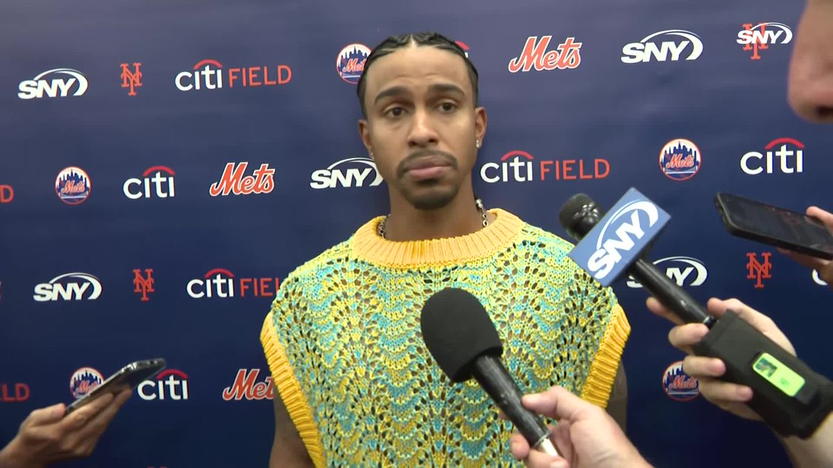 "When we win, we win together, and when we lose, we lose together." Francisco Lindor was asked if the Mets' losses are harder to take when they lost a lead, like tonight: