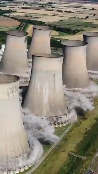 The moment Brown and Mason Group Limited demolished eight cooling towers at once in Nottinghamshire, UK