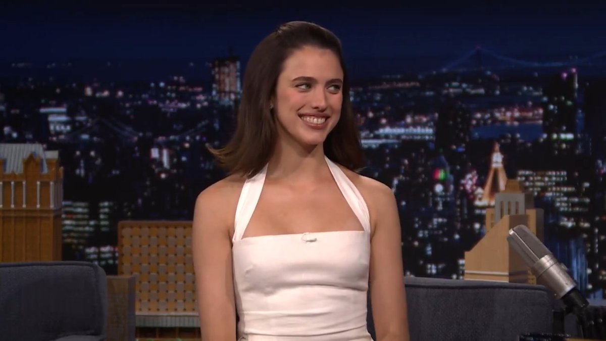 “I’ve got to stop talking about this guy, it’s getting creepy.” -Margaret Qualley on talking about Adam Sandler &amp; Happy Gilmore 2 in interviews 😂 #FallonTonight