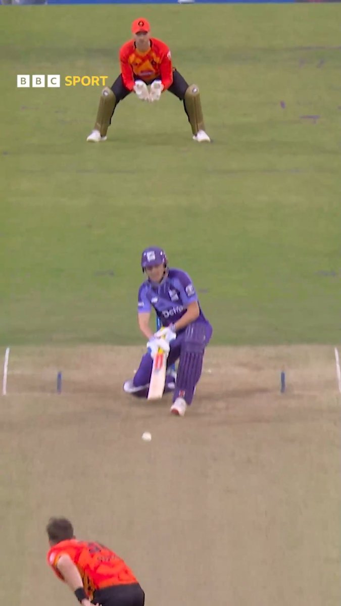 Harry Brook, please stop being so absurd. This was his first ball. 😭