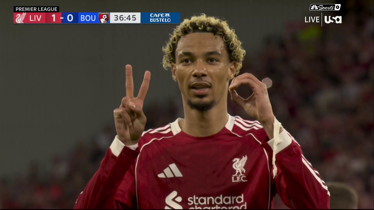 HUGO EKITIKE SCORES THE FIRST GOAL OF THE PREMIER LEAGUE SEASON Then he dedicated it to Diogo Jota 🫶 (via NBC Sports Soccer)