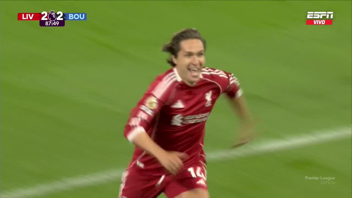 โฝ๏ธ 37': Liverpool 1-0 Bournemouth. โฝ๏ธ 49': Liverpool 2-0 Bournemouth. โฝ๏ธ 64': Liverpool 2-1 Bournemouth. โฝ๏ธ 76': Liverpool 2-2 Bournemouth. โฝ๏ธ 88': Liverpool 3-2 Bournemouth. VOLVIร LA PREMIER LEAGUE. ๐คฏ๐ฟ