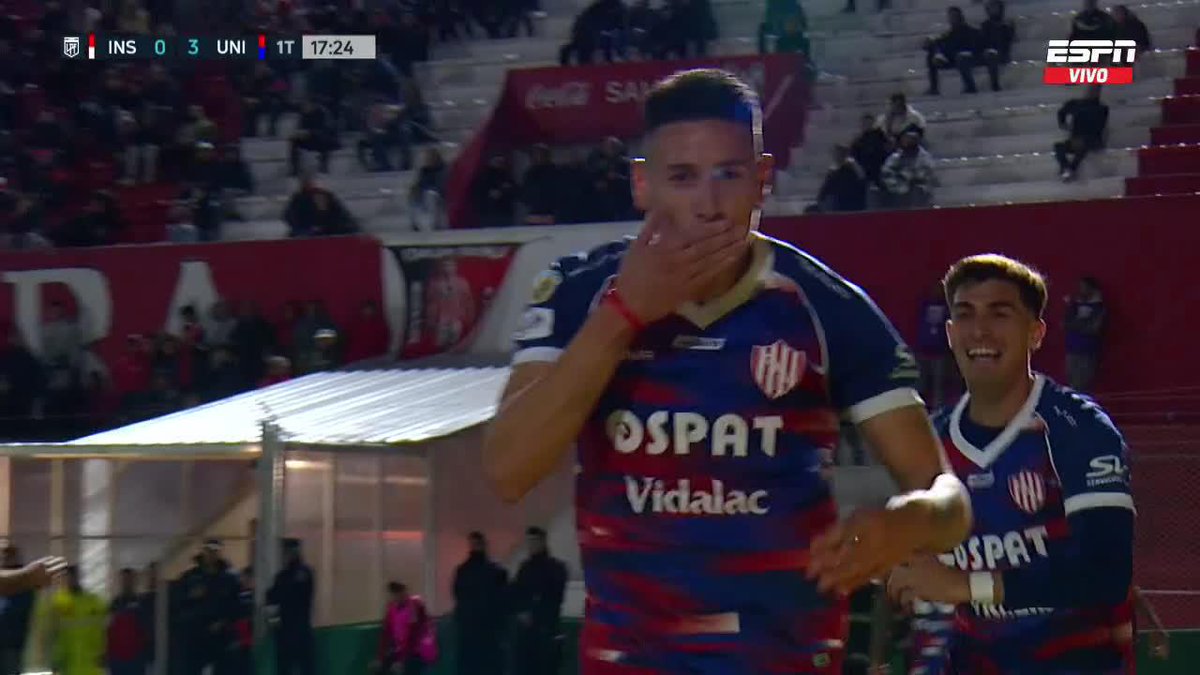 3️⃣🔥 TODOS CON EL CULO CONTRA LA PARED QUE LLEGÓ EL BAYERN MUNIÓN DE LEONARDO CAROL. 🐕😴 A LA DEFENSA DE INSTITUTO HAY QUE DORMIRLA COMO A LOS PERROS, 3 GOLES EN 17 MINUTOS.