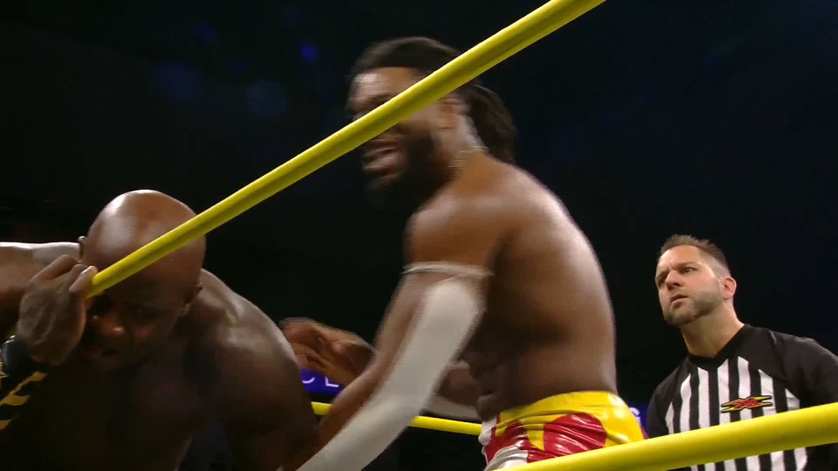 GOT ’EM! MOOSE™️ levels Trick Williams with a HUGE Crossbody! WATCH #TNAEmergence LIVE on TNA+: