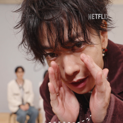 🤫💭ここだけの話 佐藤健→→→町田啓太 どんな格好でも猛練習🎸 カリスマギタリストを演じた町田啓太の、 ストイックなエピソード。 #グラスハート #GlassHeart