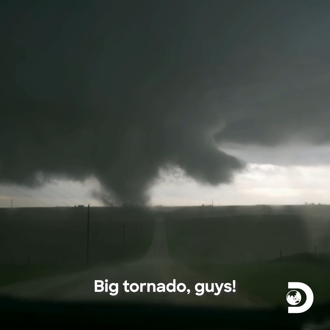 🌪️ Dozens of twisters tear through Nebraska's heartland. Don't miss a new #InTheEyeOfTheStorm this Sunday at 10P.
