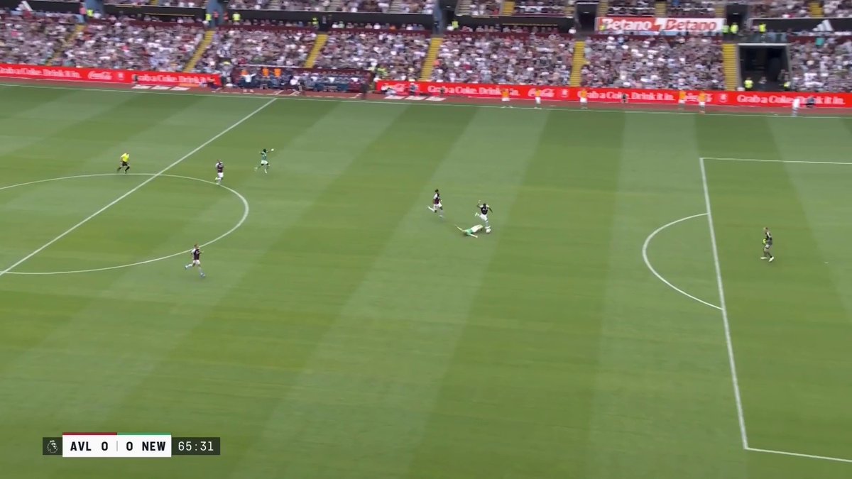 Ezri Konsa is shown a straight red for pulling down Anthony Gordon on the counter-attack 🟥 Watch live on TNT Sports &amp; discovery+ UK