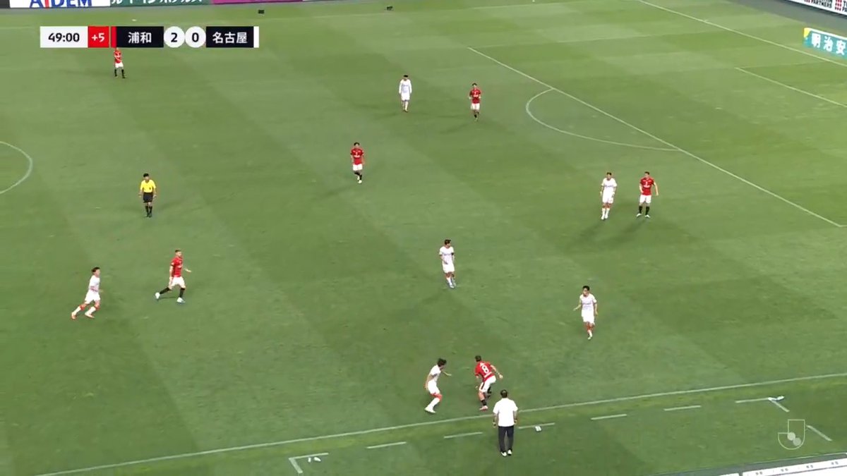#マテウスサヴィオ が巧みなターンでプレスを回避して局面を打開👏👏👏 #UrawaRedDiamonds #urawareds #浦和レッズ #matchplayback #WeareREDS #Jリーグ #サッカー