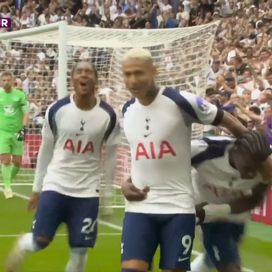 RICHARLISON, THAT IS STUNNING. 😱