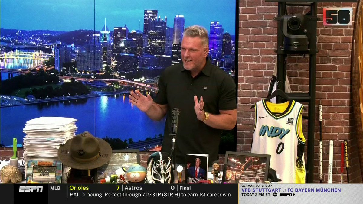 Philadelphia or Pittsburgh? 🤔 PA natives Kevin Negandhi, Ryan Smith and Pat McAfee make their case for their home cities 📍