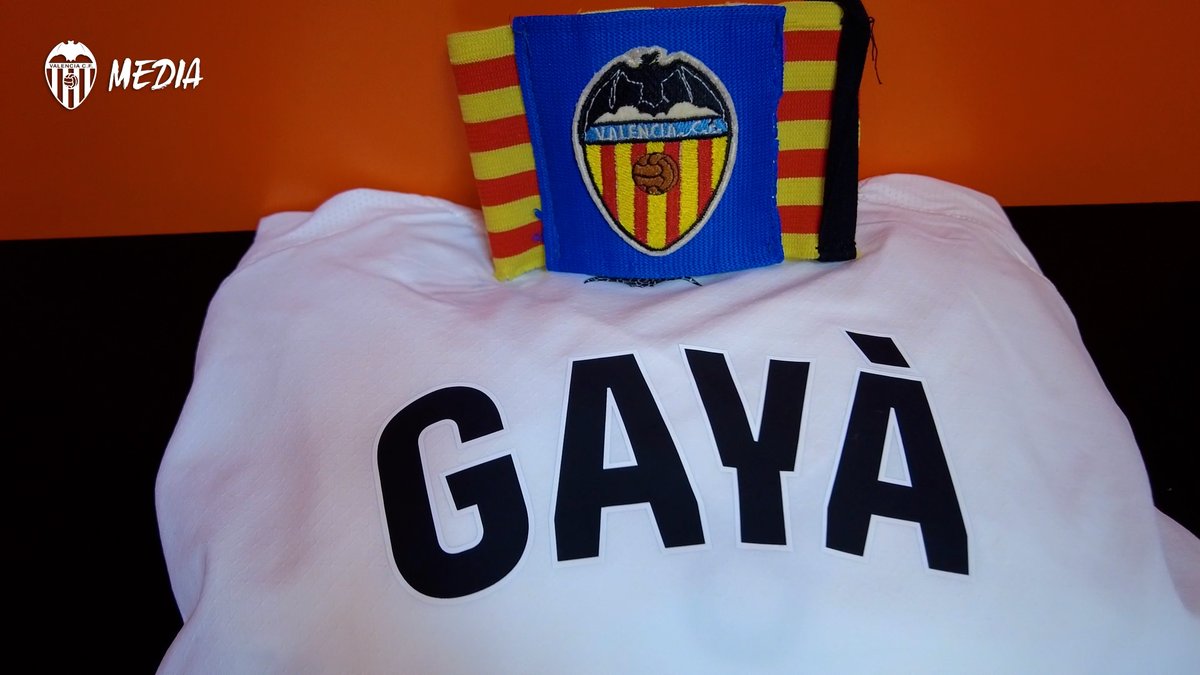 Vestuario preparado ✅ #ValenciaRealSociedad #ADNVCF