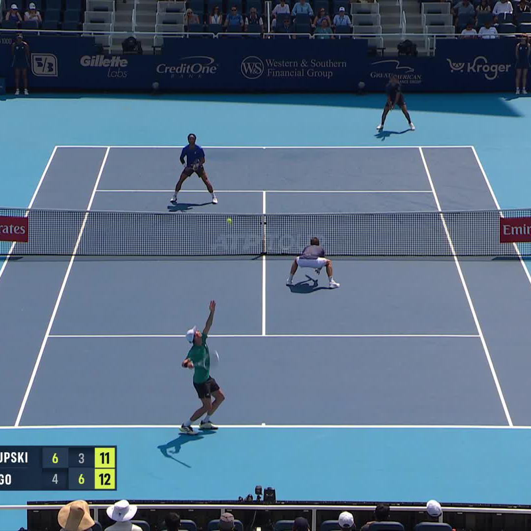 Lorenzo² roll on 🤩 Sonego and Musetti save a match point to defeat Skupski/Salisbury 4-6 6-3 13-11! #CincyTennis