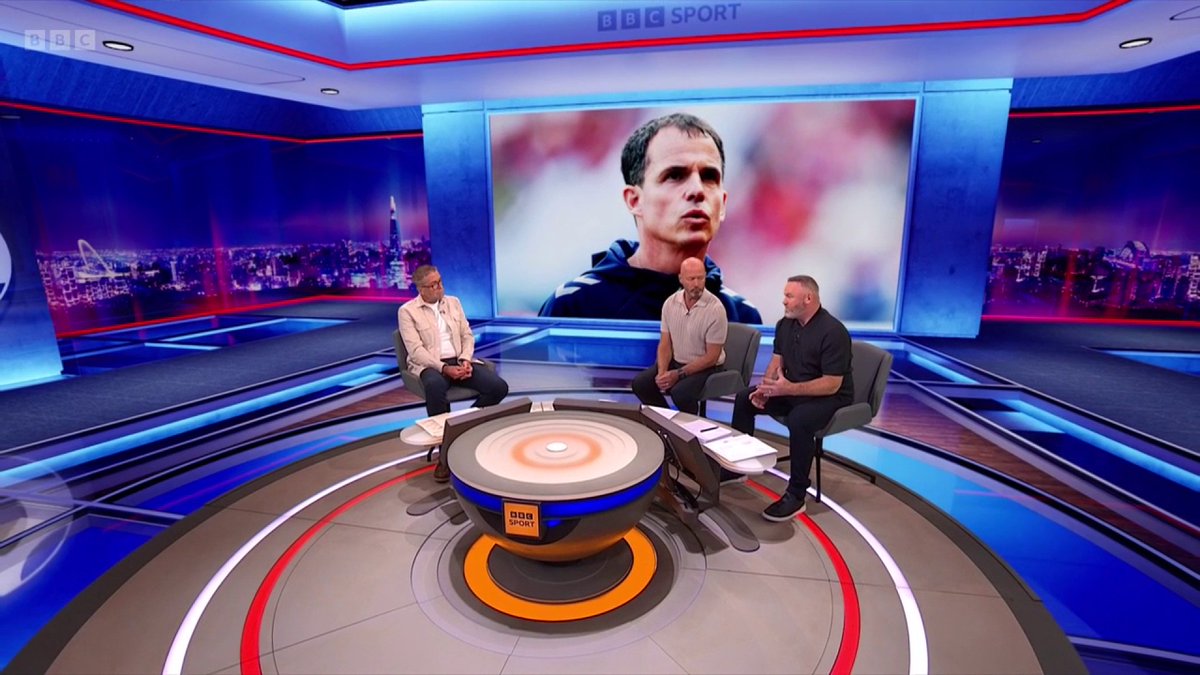 What a return to the Premier League! 👏🔴⚪ Could this style of play be key to Sunderland staying there? Wayne Rooney | #MOTD #BBCFootball