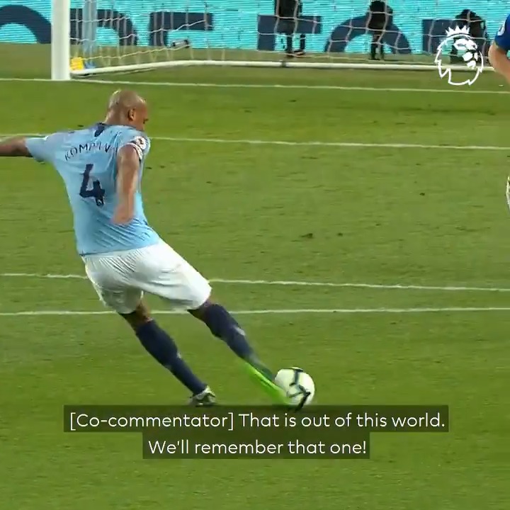 Five years ago today, Vincent Kompany brought an end to his legendary playing career! 🩵