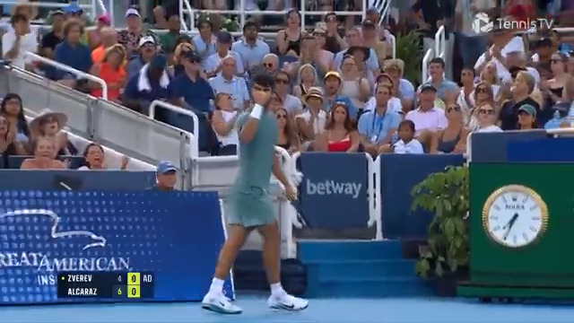 Carlos Alcaraz, you CAN'T do that 🤯 Cincinnati Open | #CincyTennis | Carlos Alcaraz