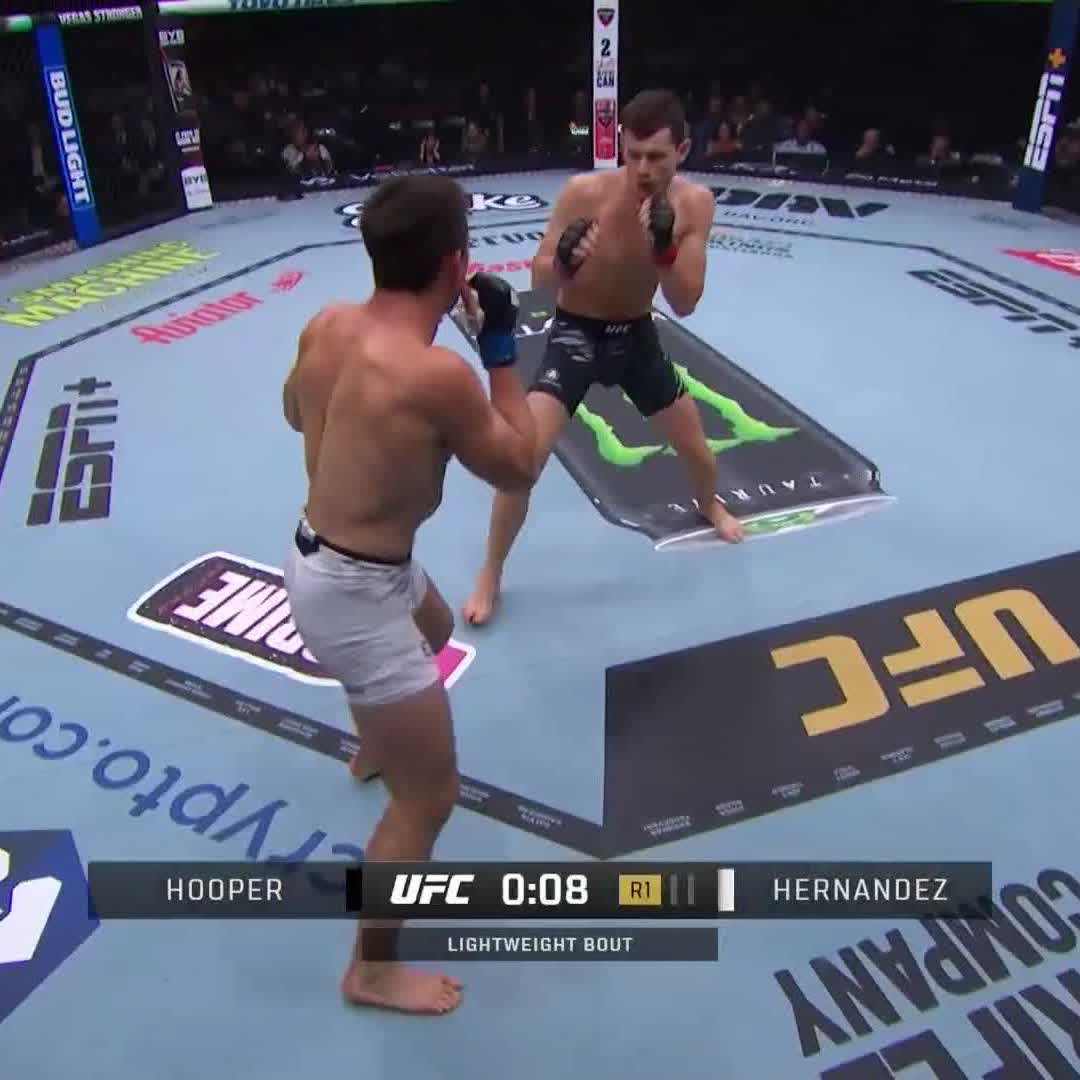 ALEXANDER HERNANDEZ FINISHES CHASE HOOPER IN THE FIRST! #UFC319