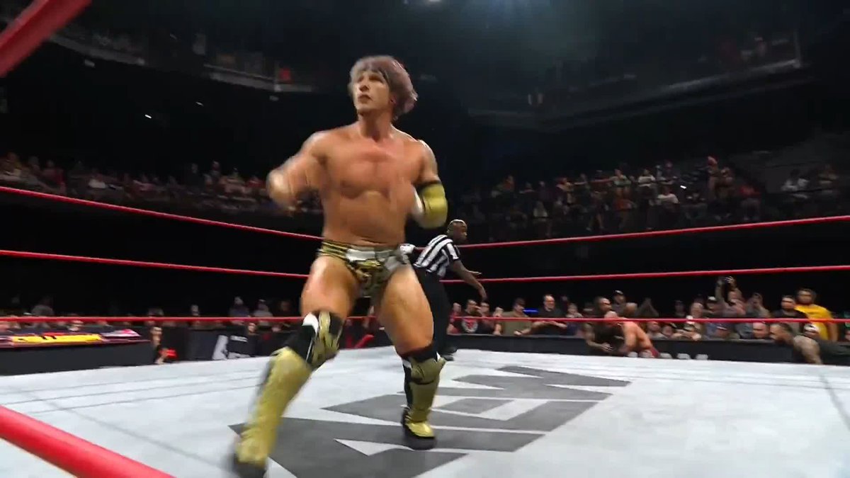 The debuting Ace Austin 🤘🏼♠️ エース・オースティン has to fight against more than just Lightskin Kingpin! Watch #AEWCollision on TNT & HBO Max