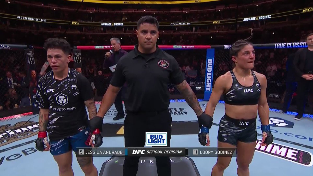 29-28, 29-28, 29-28 #UFC319 Loopy Godinez beats Jessica Andrade by unanimous decision!