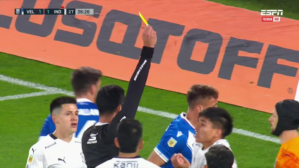 ¡¡PENAL PARA VÉLEZ POR UN AGARRÓN DEL PIBE DE IRASTORZA!! 📺 ESPN Premium | Suscribite al Pack Fútbol en