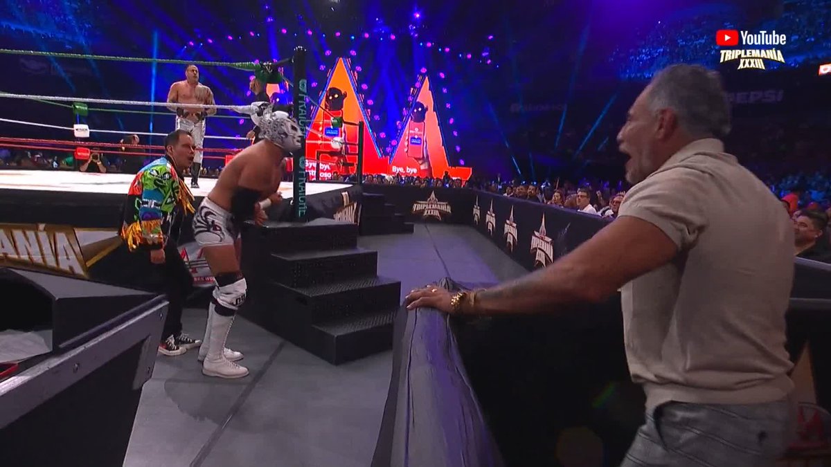 We've got a confrontation in the front row! 👀 WATCH HERE ▶️: