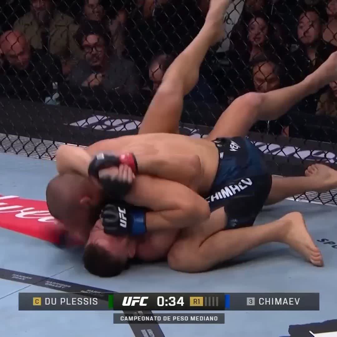 Control total del retador 🫡🫨 #UFC319